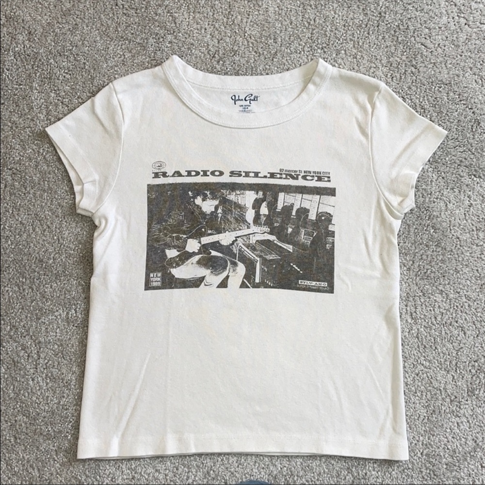 Brandy Melville Radio Silence baby tee